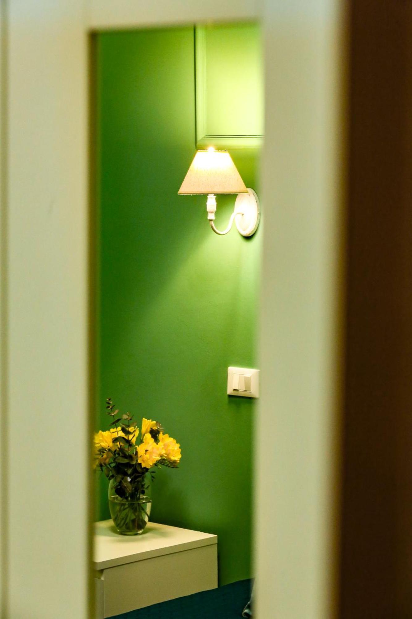 Lydka Domus 2*