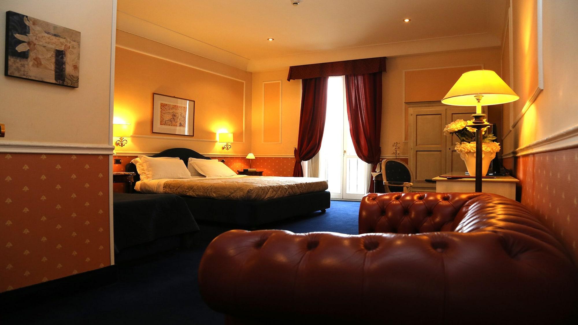 Relais Antico Palazzo Rospigliosi 4*