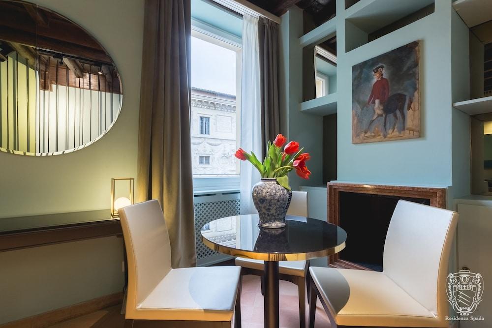 Bed & Breakfast Maison Giulia 2*