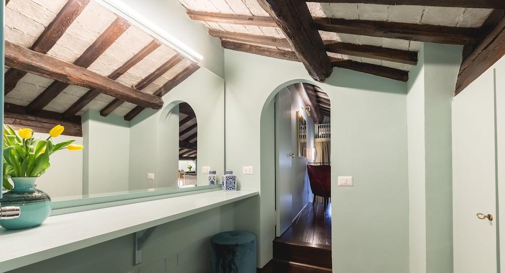 Maison Giulia Bed & Breakfast 2*