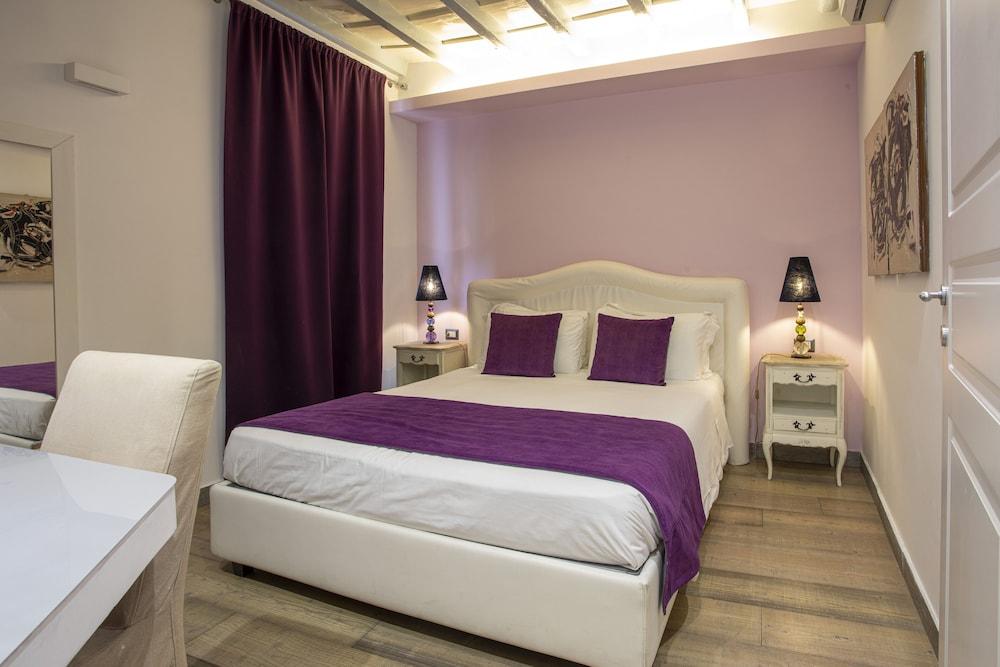 Gjestgiverier Town House Spagna Roma