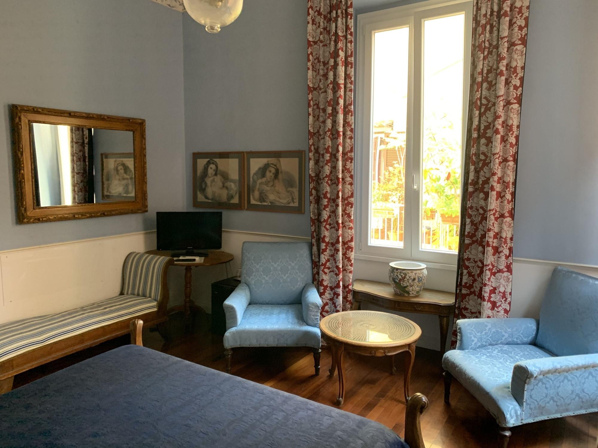 Relais Teatro Argentina Acomodação com café da manhã 