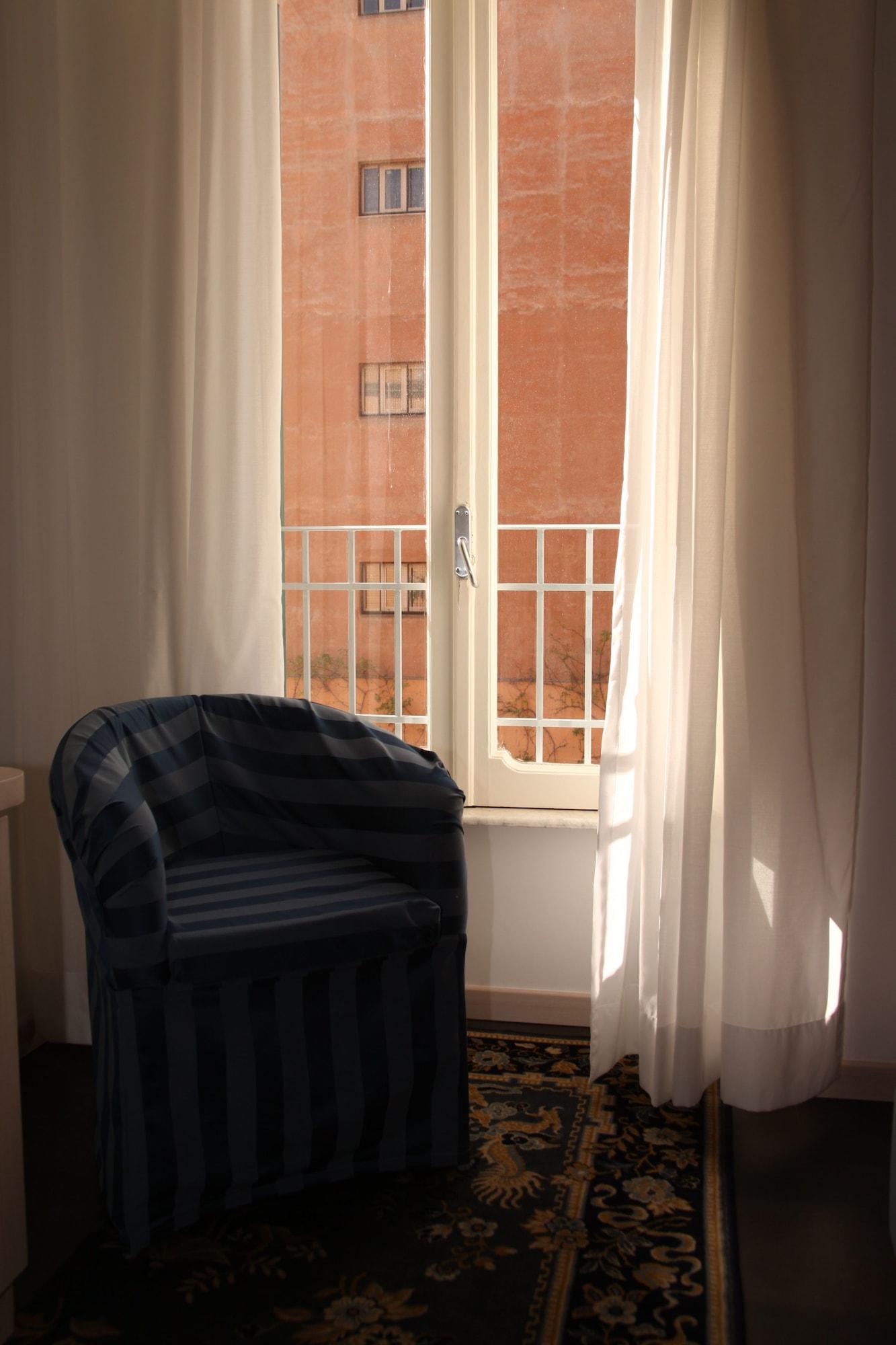 Appia 442 Hotell 3*