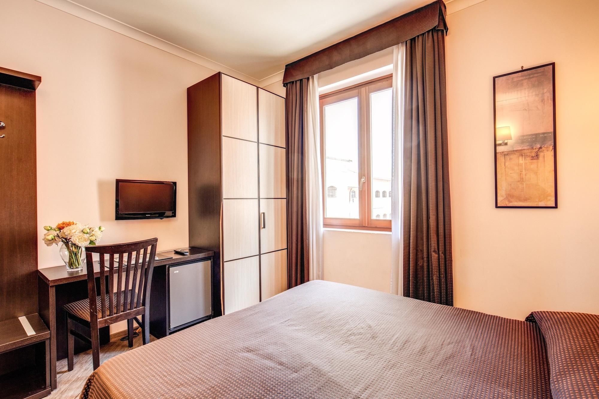 Tiburtina Metro Hotell 3*