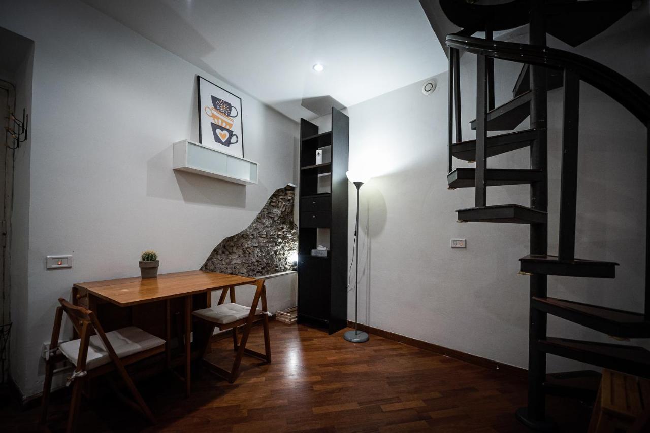 Apartamento Incantevole Nel Cuore Di Roma, Monti *