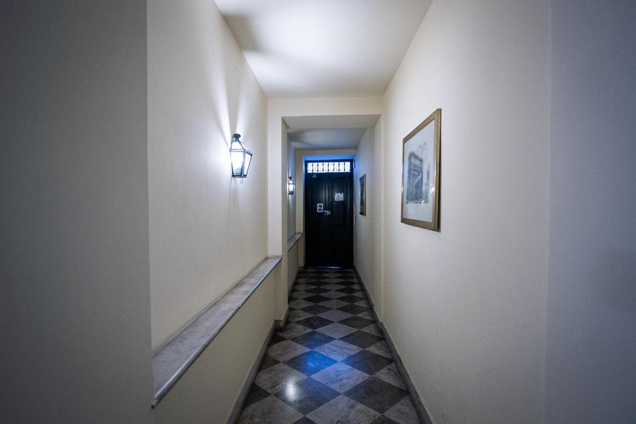 Incantevole Nel Cuore Di Roma, Monti Apartamento