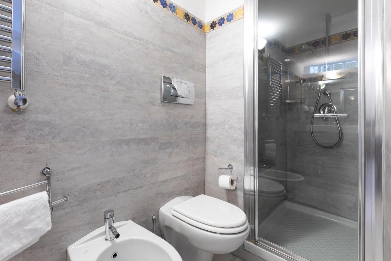 Apartment Romac Fontanella Borghese Palace Rome
