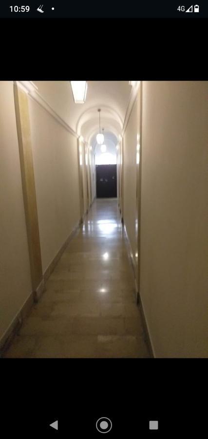 Vittorio Ll House Rom