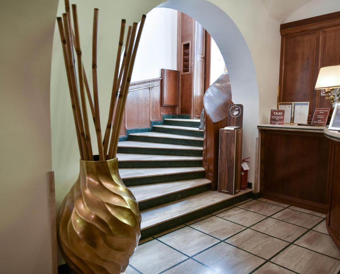 Hotel Regina Margherita 3*