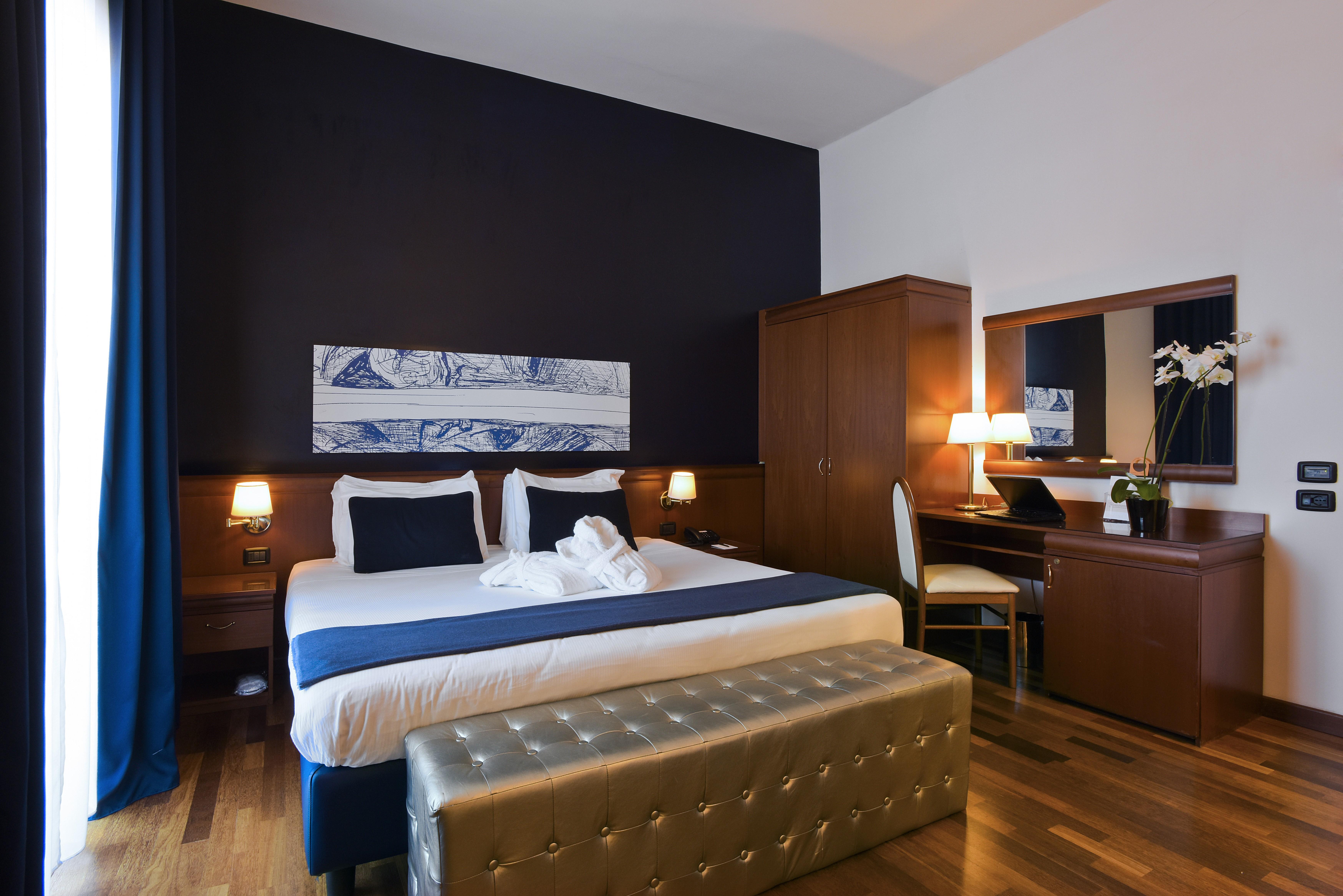 Grand Tiberio Hotell