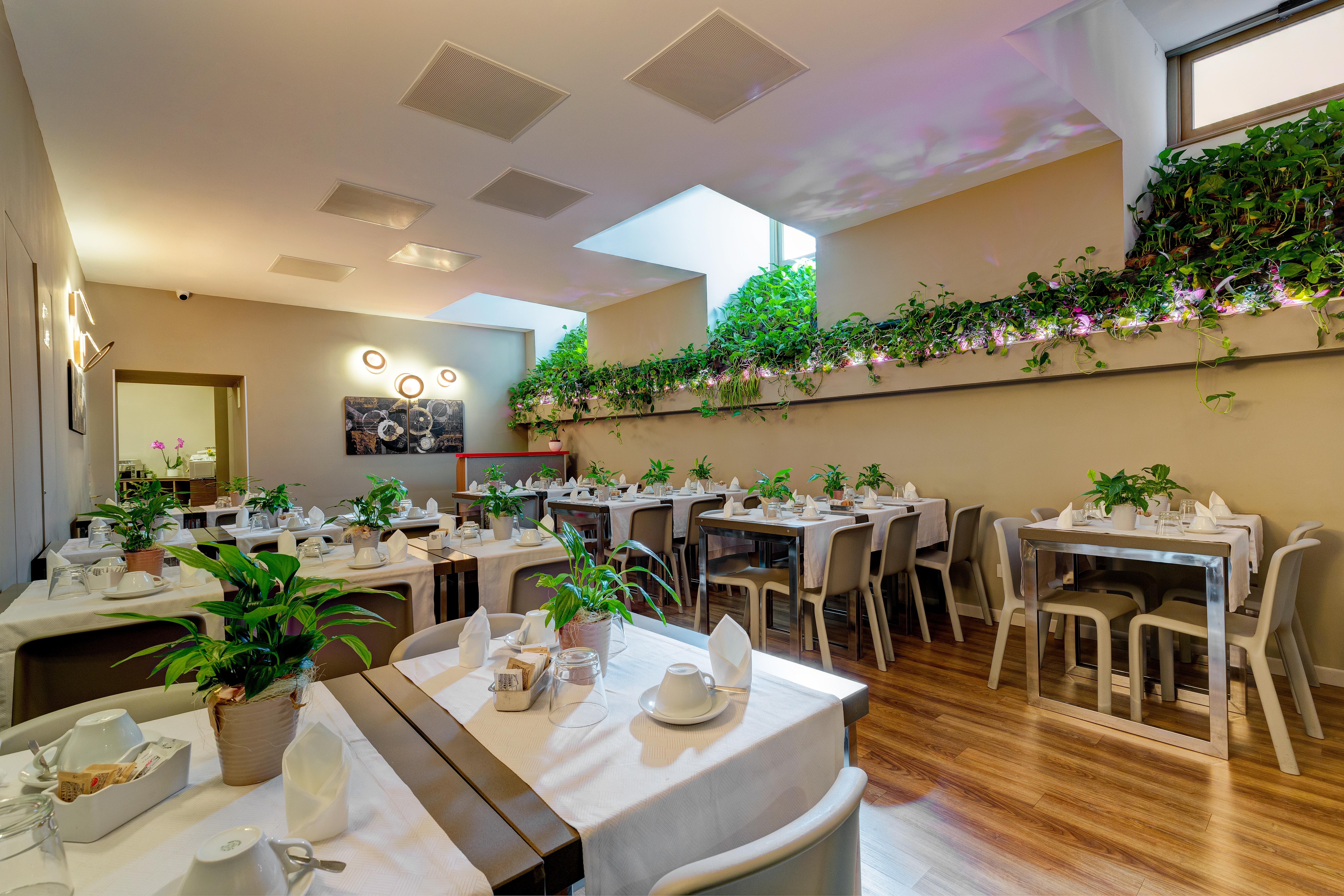 Al Manthia - Gruppo Trevi Hotell Roma