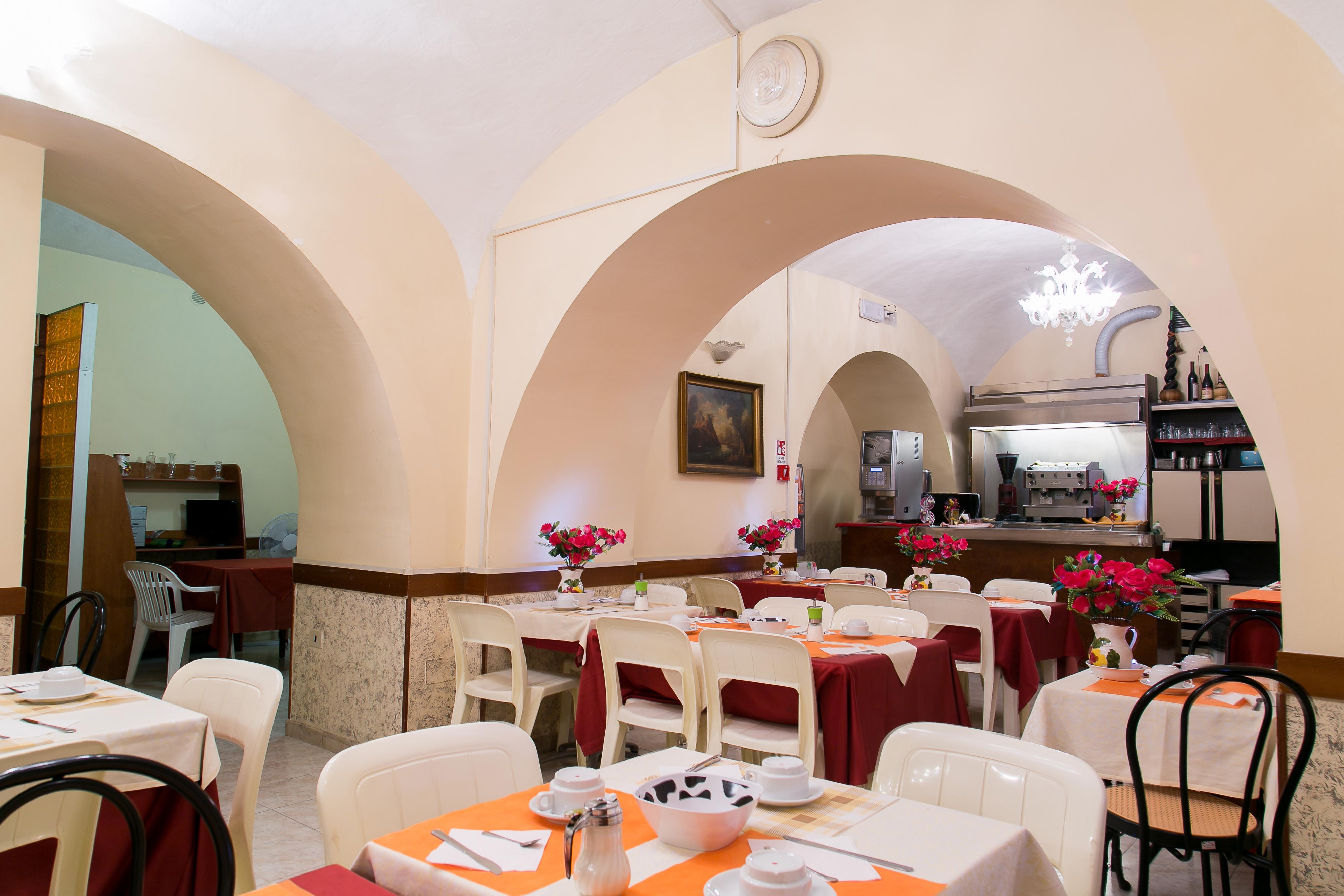 Hotel Altavilla 9 2*