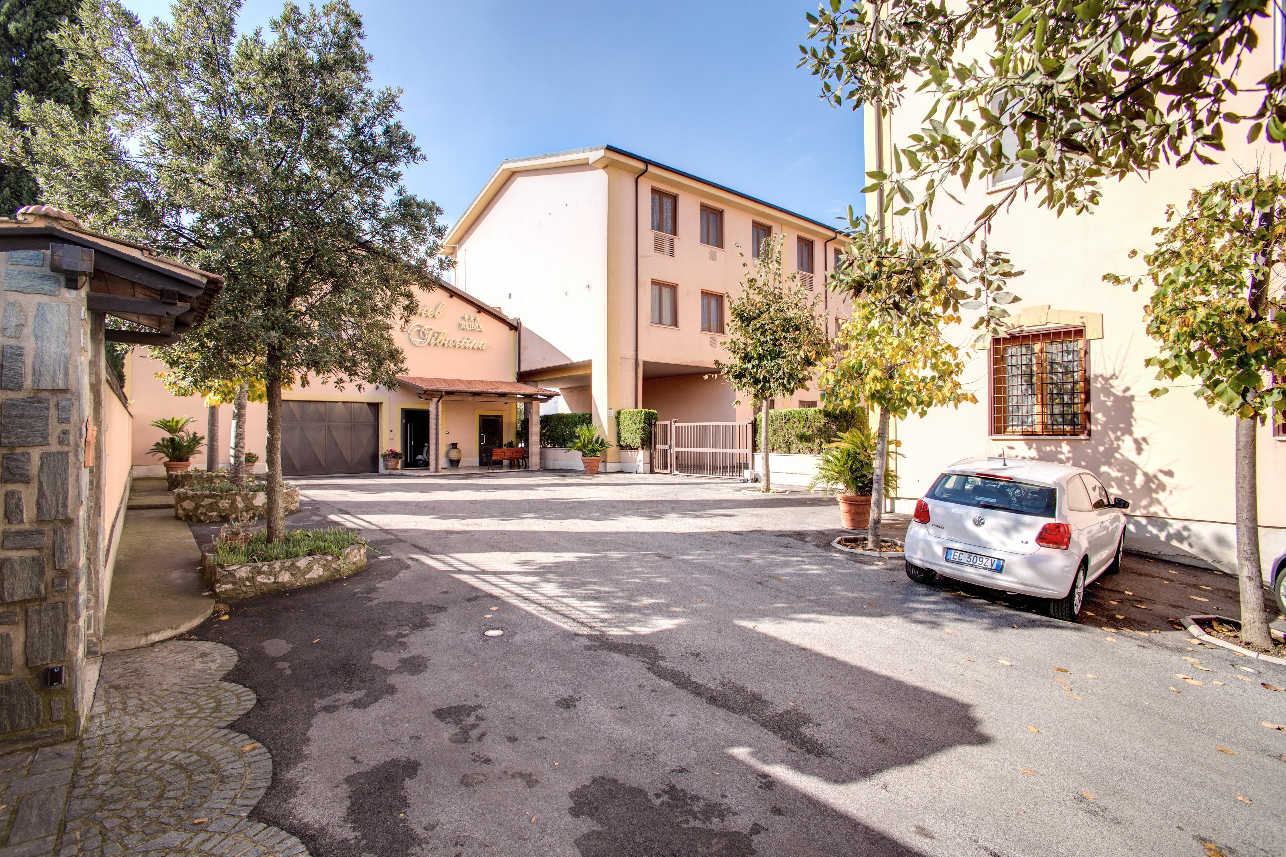 Hotell Tiburtina Metro 3*