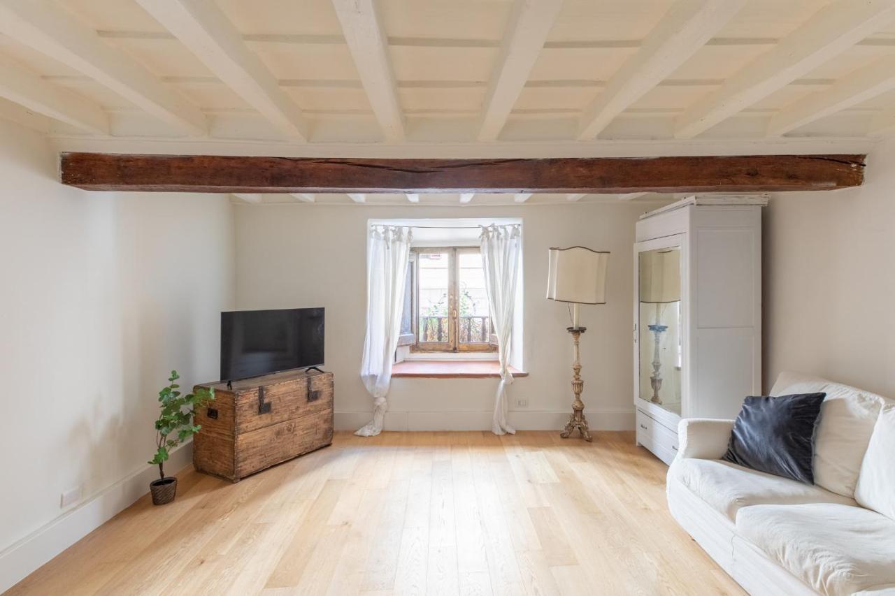 Iflat Elegant In Historical Building Apartamento Roma