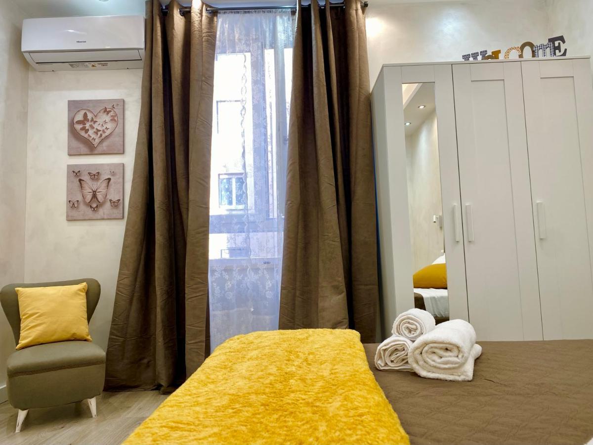 Close To The Coloseum, 2 Minutes Walk From Metro A Apartamento Roma