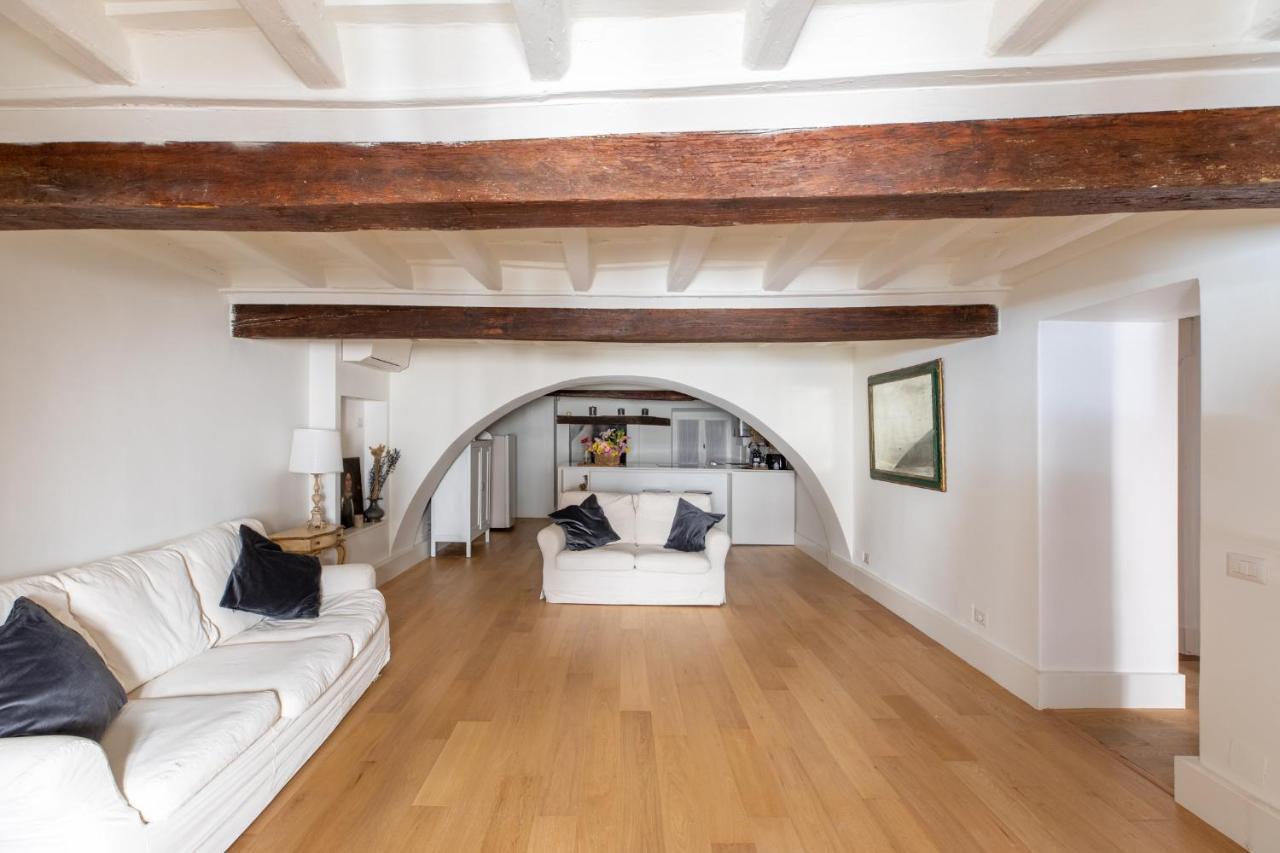 Iflat Elegant In Historical Building Apartamento