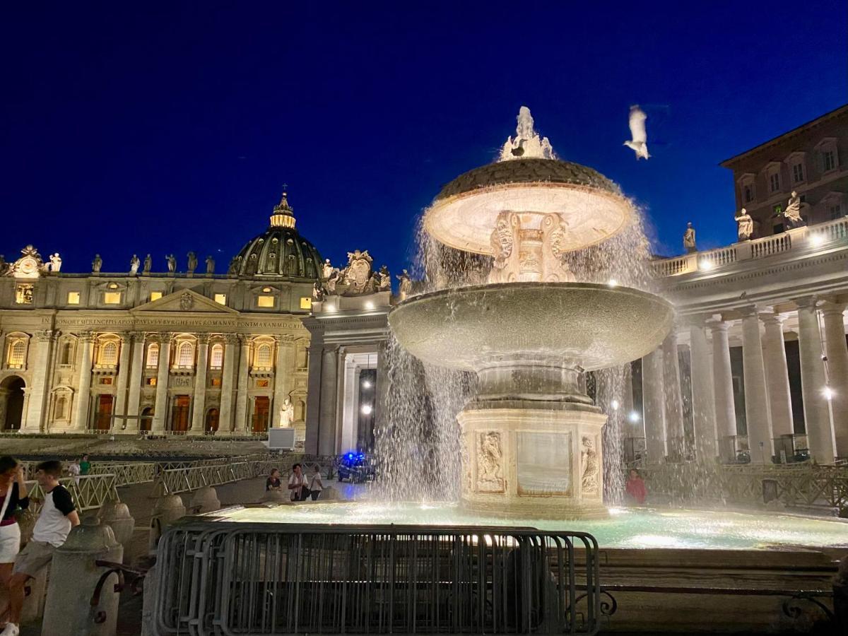 Close To The Coloseum, 2 Minutes Walk From Metro A * Roma