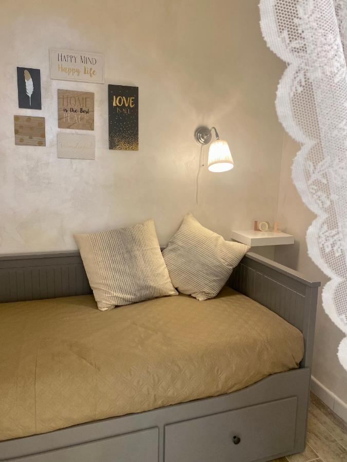 Apartamento Close To The Coloseum, 2 Minutes Walk From Metro A *
