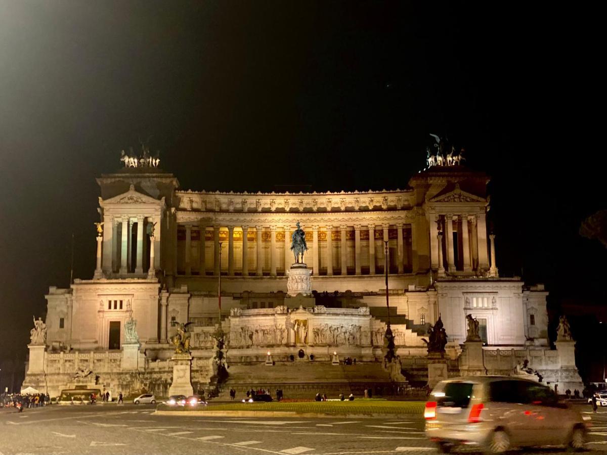 Apartamento Close To The Coloseum, 2 Minutes Walk From Metro A Roma