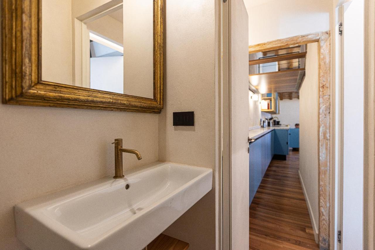Coronari-rental In Appartamento Roma