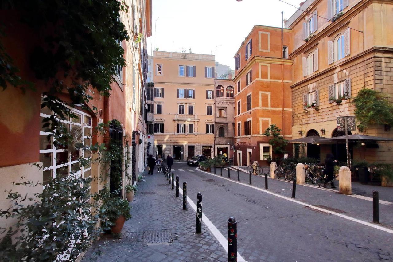 Eve Monti Penthouse * Roma