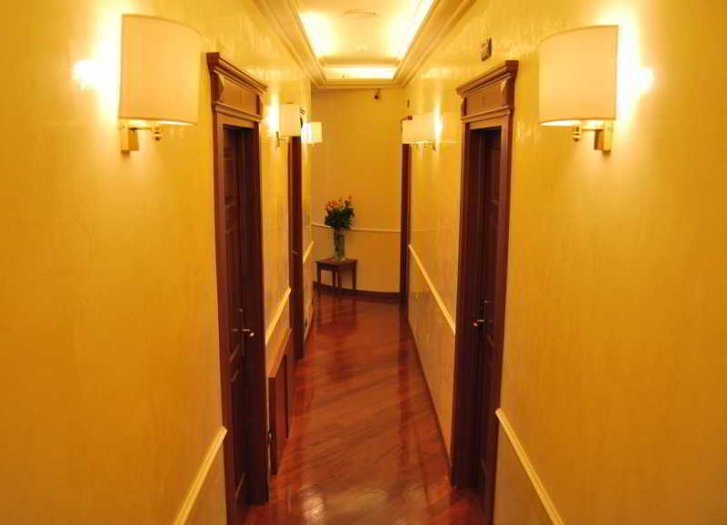 Affittacamere Luxury Ludovisi 3*