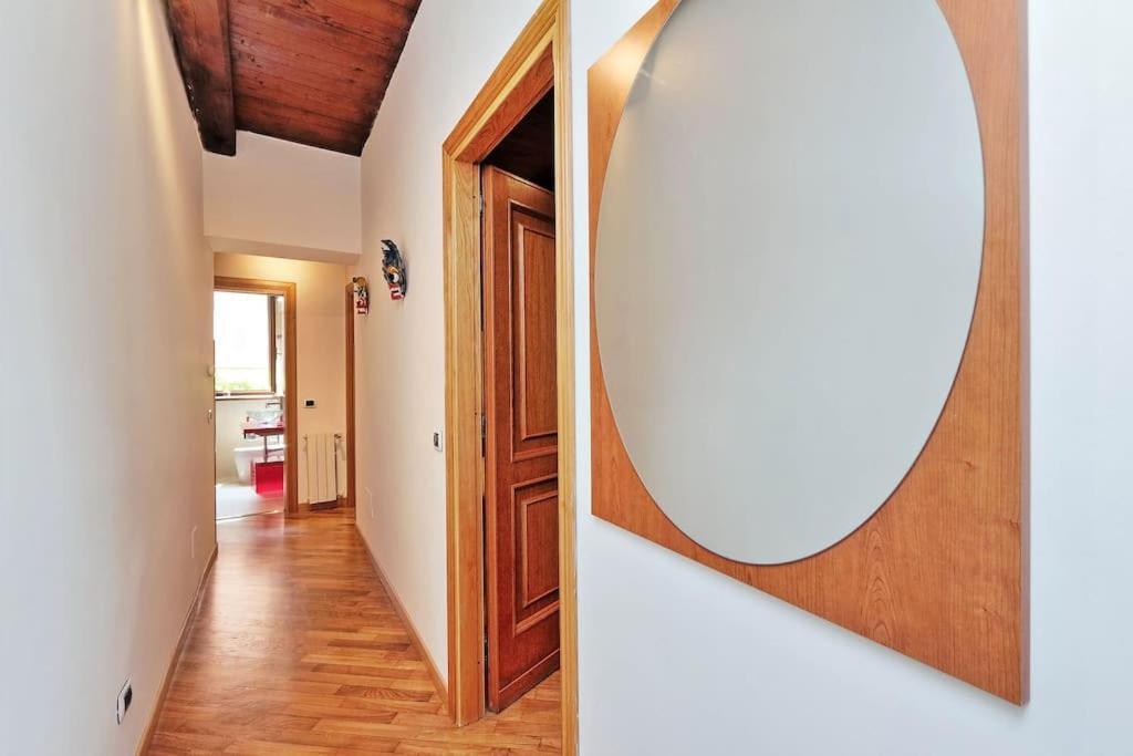 The Red Apartamento *