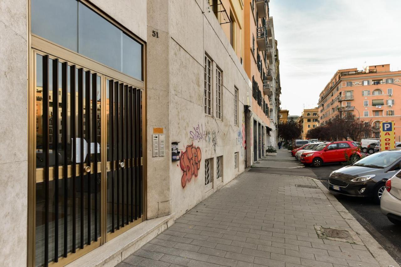 Classic In Re Di Near The Metro * Roma