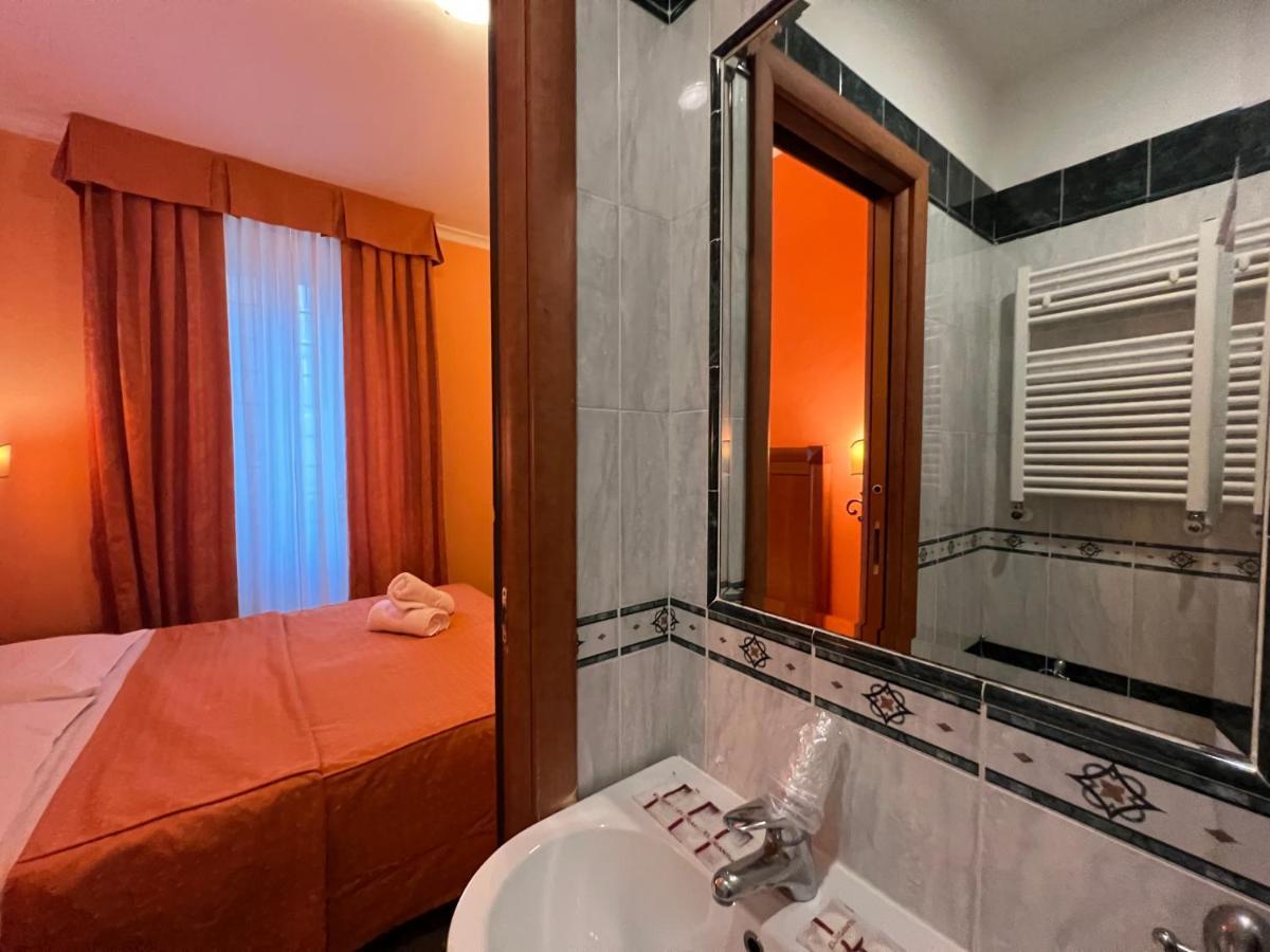 Baltik Hotell 2*