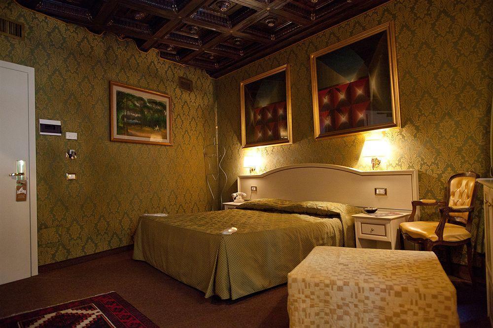 Gjestgiverier Residenza Canova Tadolini - 4*