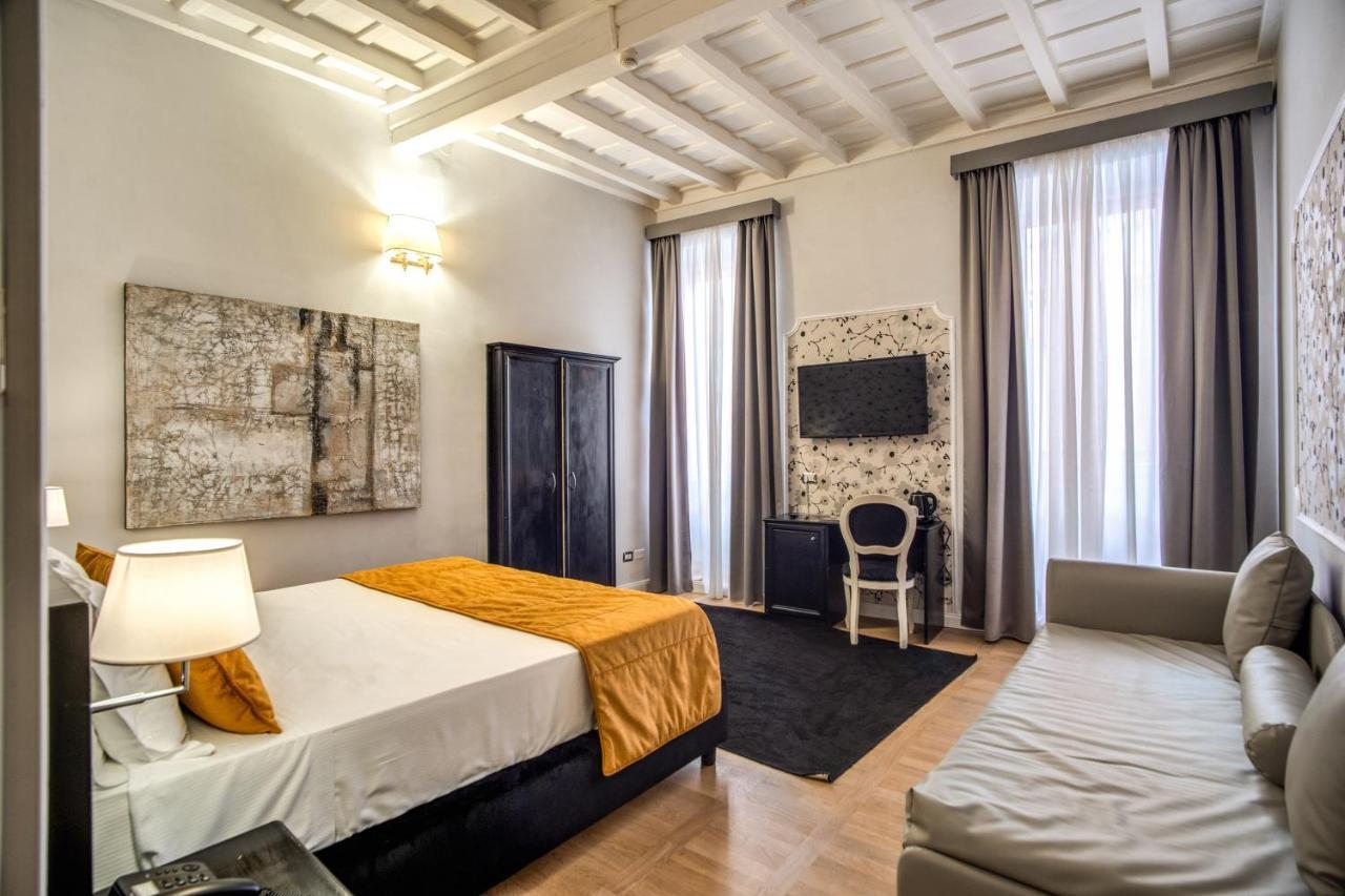 Relais Fontana Di Trevi Hotel 3*
