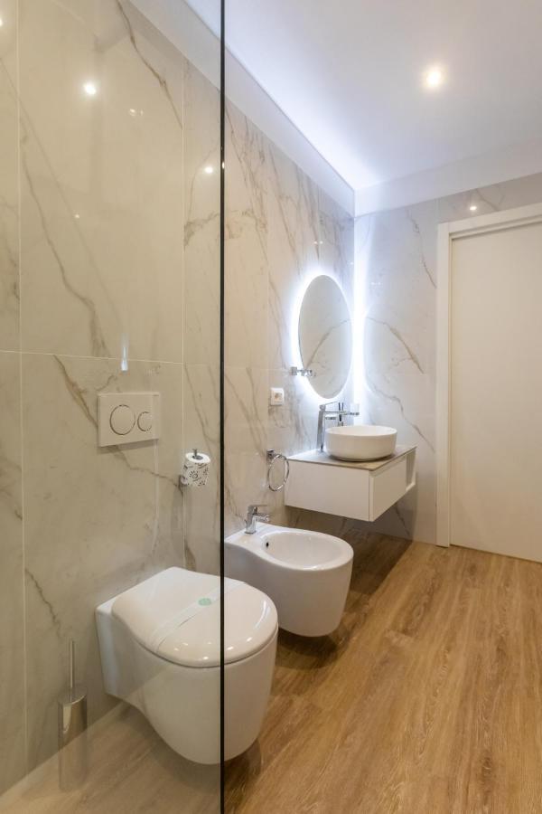 Elegantia Luxury Gjestgiverier Roma