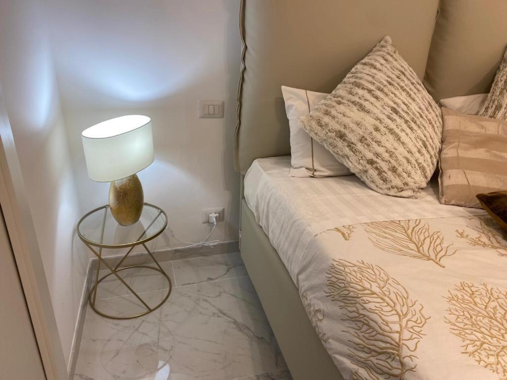 Via Del Corso Apartment Rom