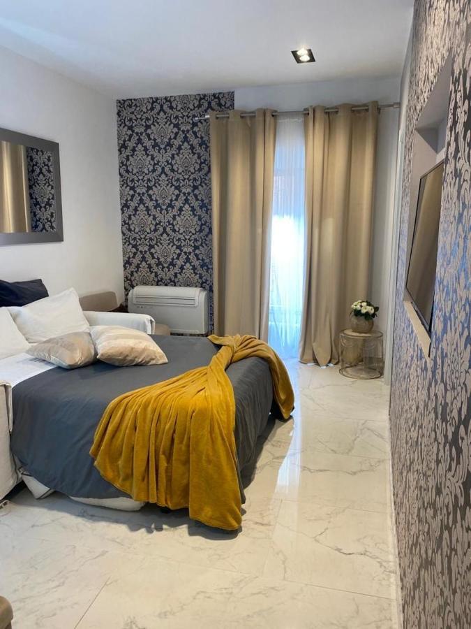 Apartment Via Del Corso Rom