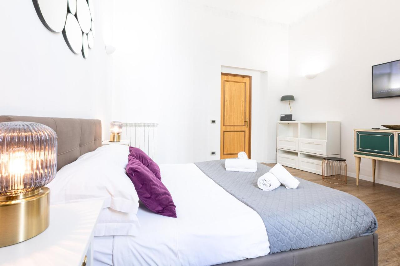 Toniolo Two Bedroom Two Bath Roma