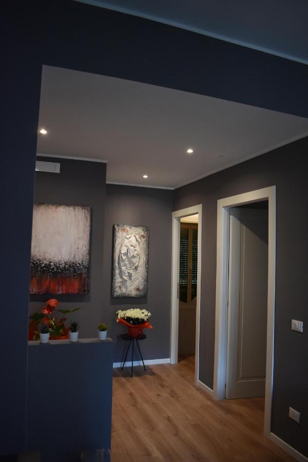 Gallery House 59 *