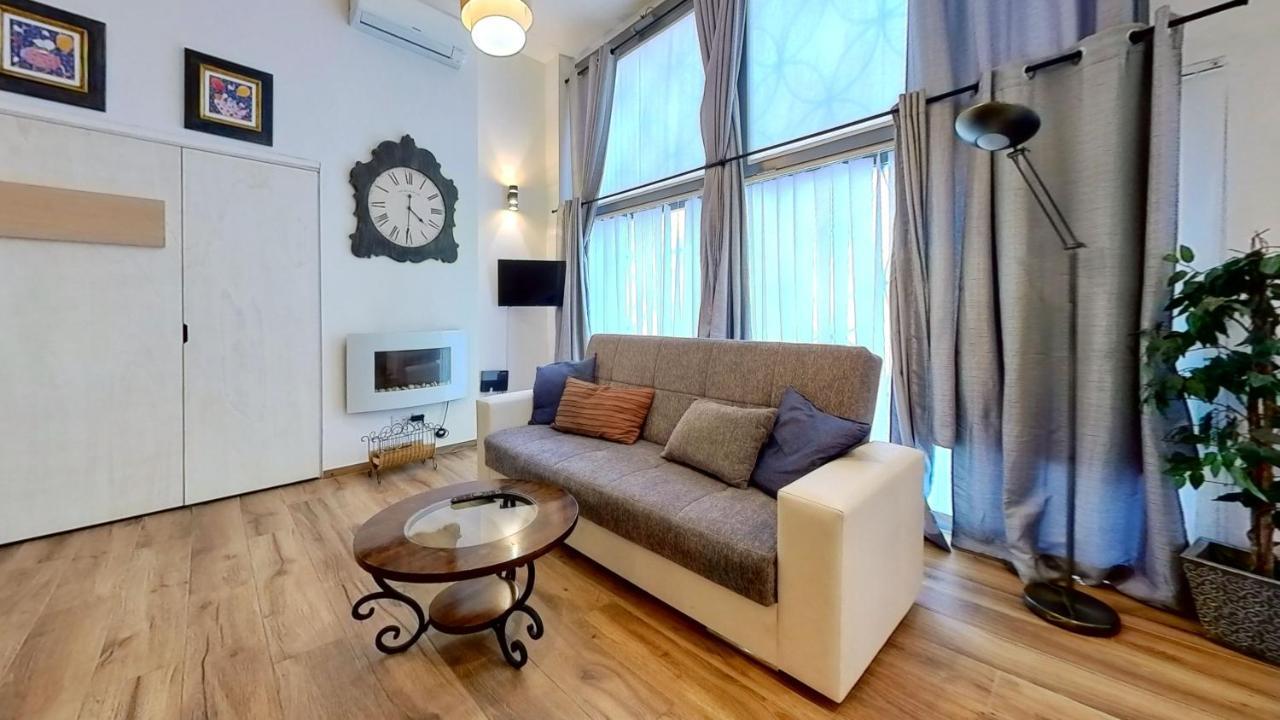 Relais Romagnosi Apartamento
