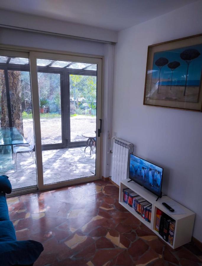Cassia, Luminoso Open Space Nel , Casa Dei Leoni * Roma