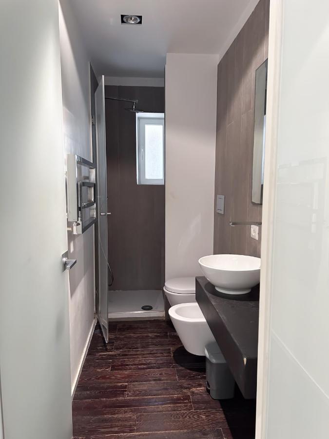 Apartment Wamma Modern House Rome