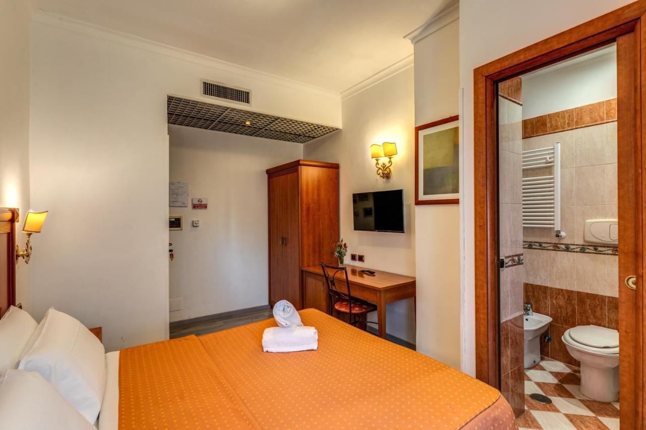 Baltik Hotell 2*