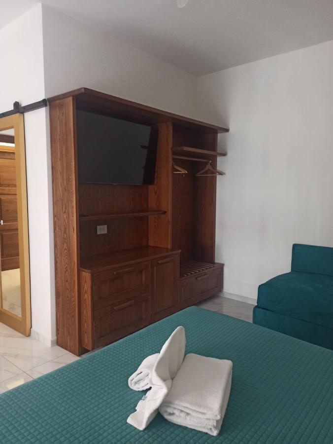 Alle Mura Di San Giovanni Rom