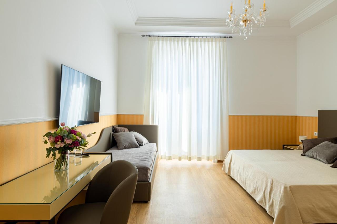 Bed and breakfast La Maison Royale 3*