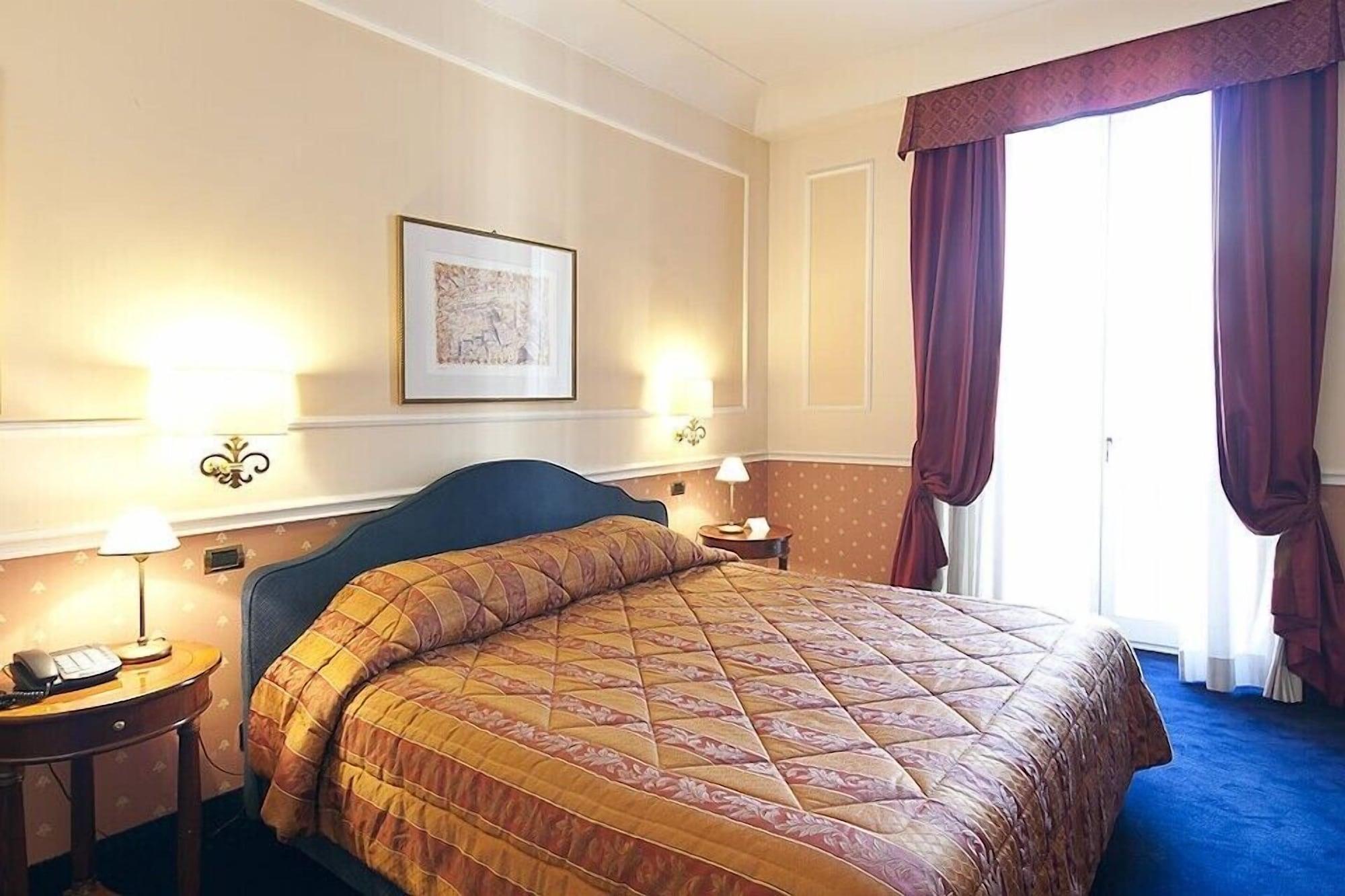 Hotel Relais Antico Palazzo Rospigliosi 4*