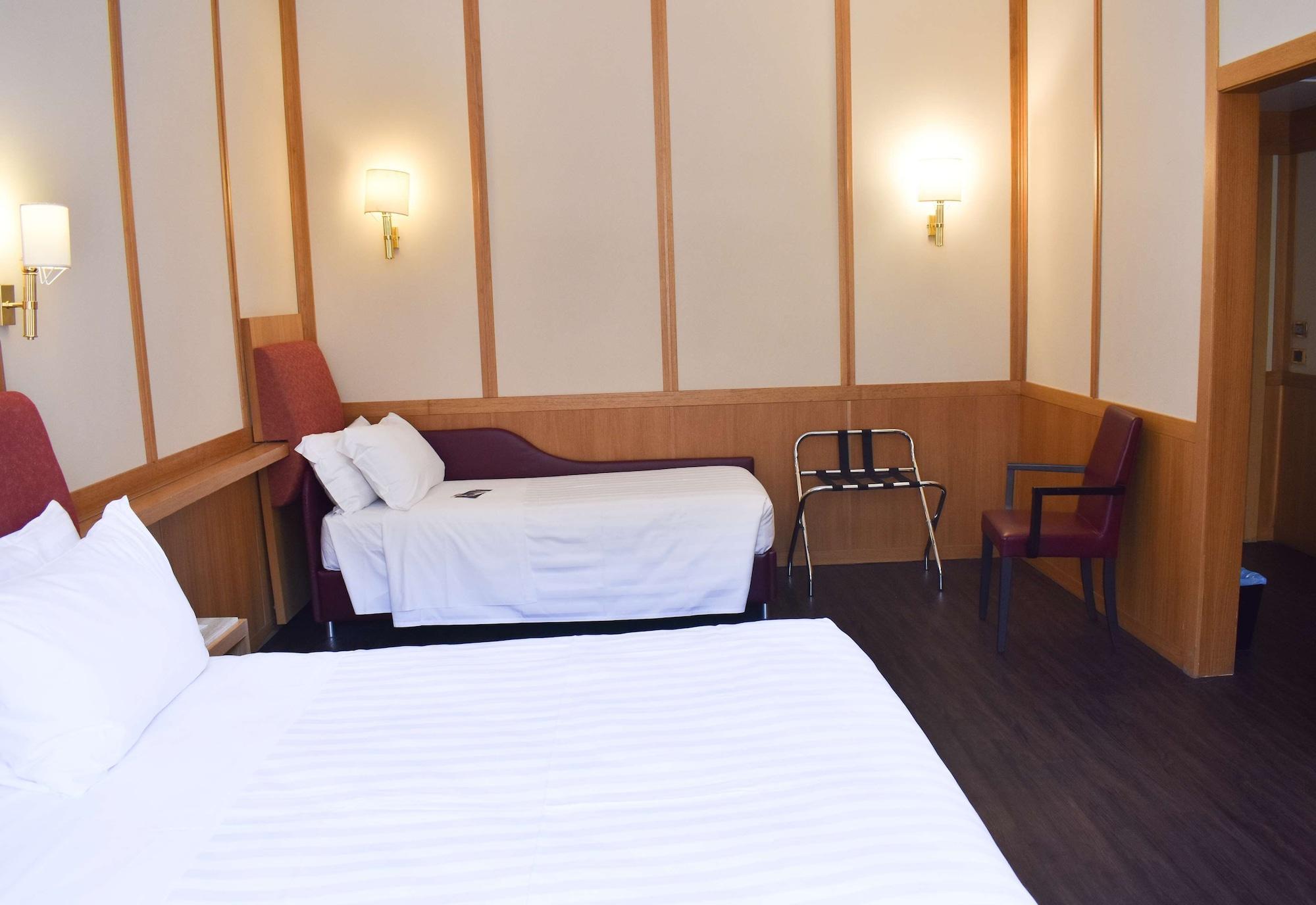 Hotel Western President - Colosseo 4*