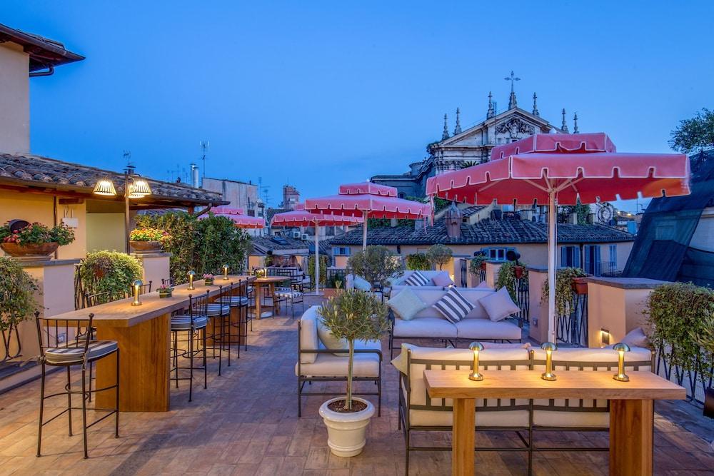 9hotel Cesari Hotell 4*
