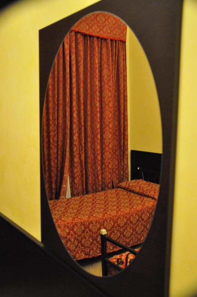 Albergue Funny Palace Roma