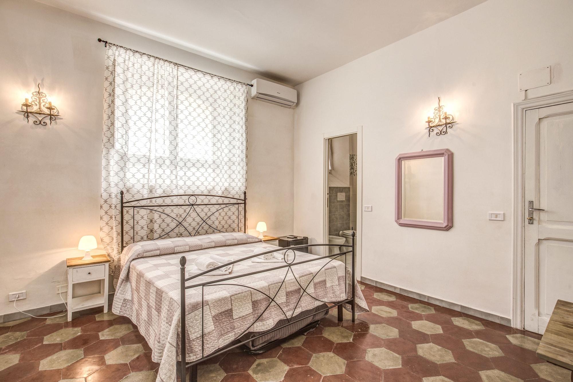 Relais La Torretta Acomodação com café da manhã  2*