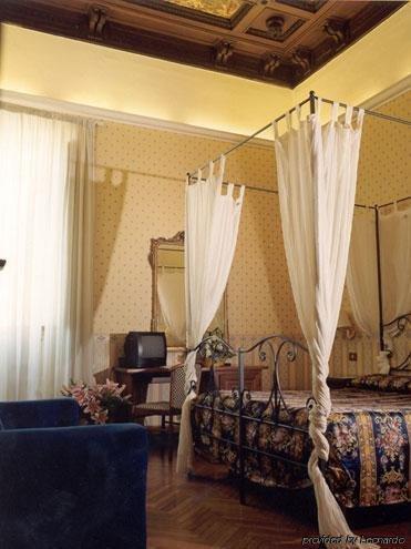 St. Moritz Hotell 3*