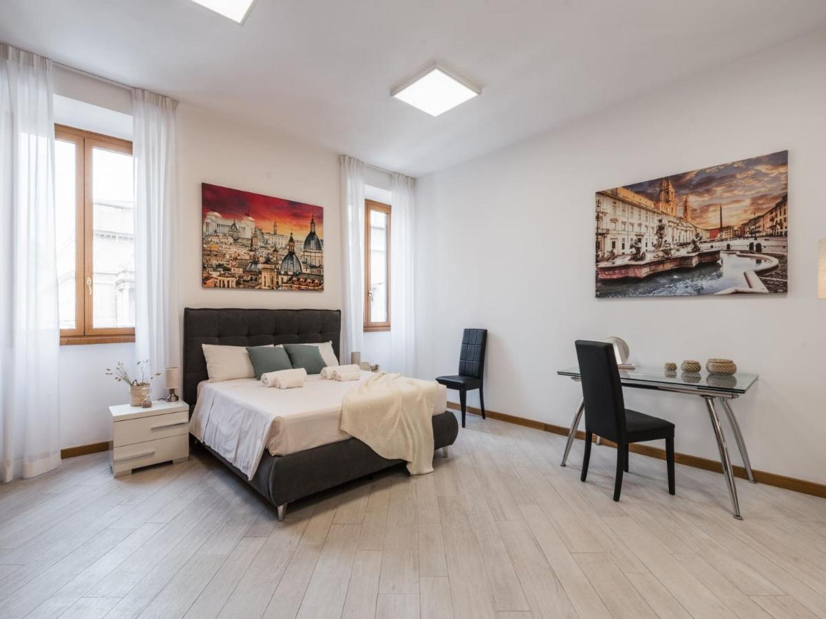 The Best Rent Spacious In Barberini Area Apartment Rom