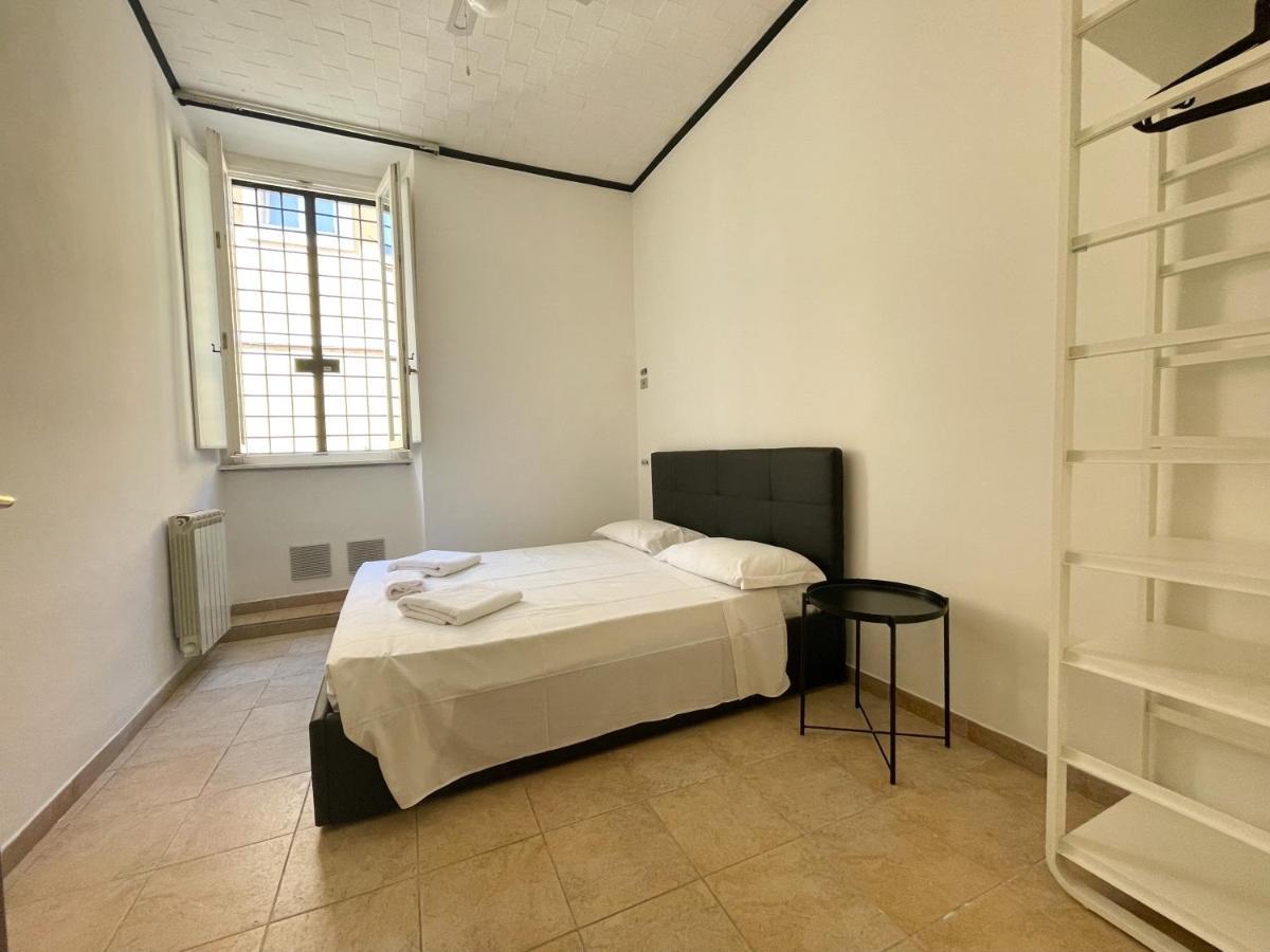 Santa Rufina Boutique Rom
